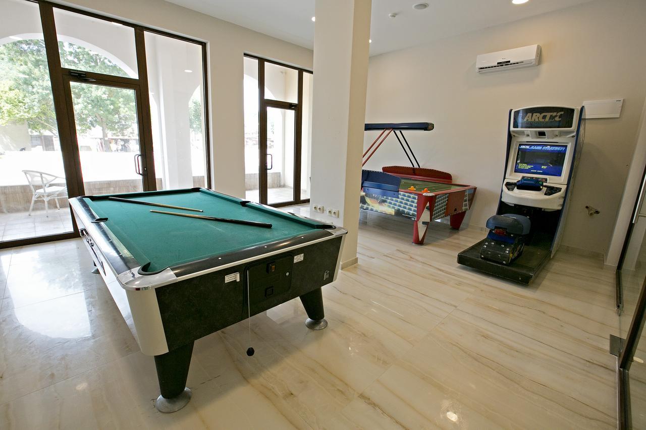 Royal Grand Hotel And Spa Kavarna Luaran gambar
